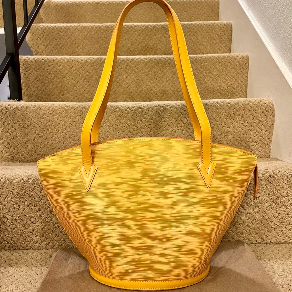 Authentic vintage Louis Vuitton St Jacques GM